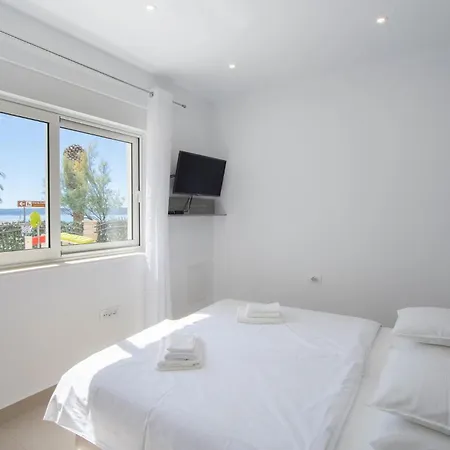 Cozy In Kastel Gomilica With Kitchen Apartment Kastela