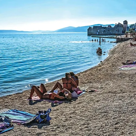 Cozy In Kastel Gomilica With Kitchen * Kastela