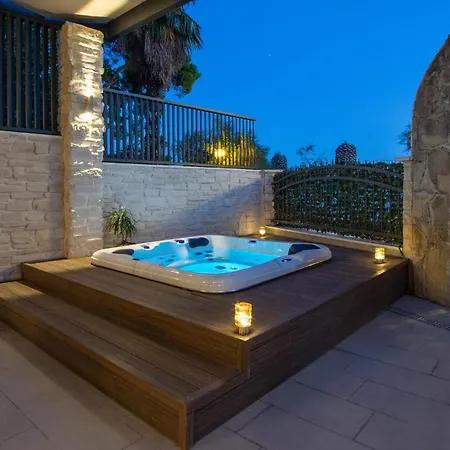 Cozy In Kastel Gomilica With Kitchen * Kastela