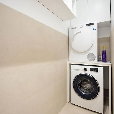 Apartment Cozy In Kastel Gomilica With Kitchen *